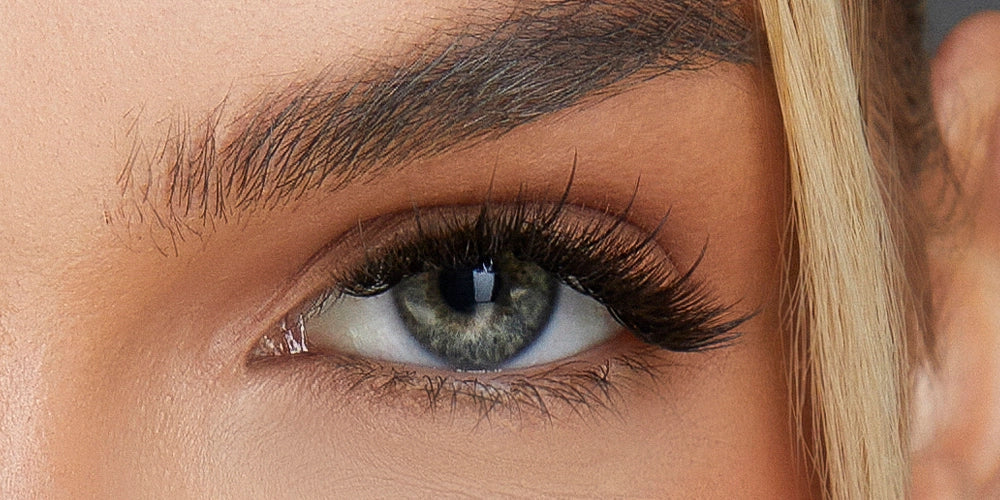 Die Geburt von London Lash

